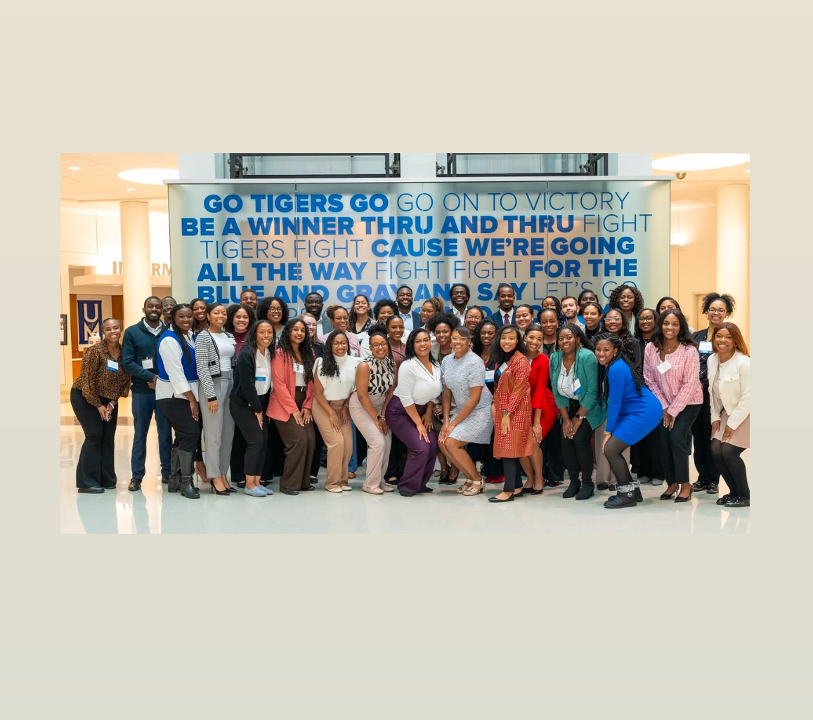 Nina with fellow leaders receiving certificates